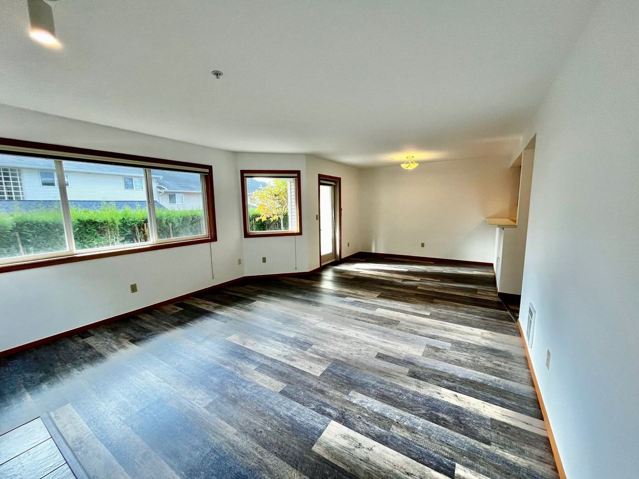 26325 Illinois Ave Ne #B105 - Photo 3 of 20