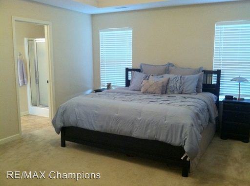 276 Owens Rd - Photo 2 of 13