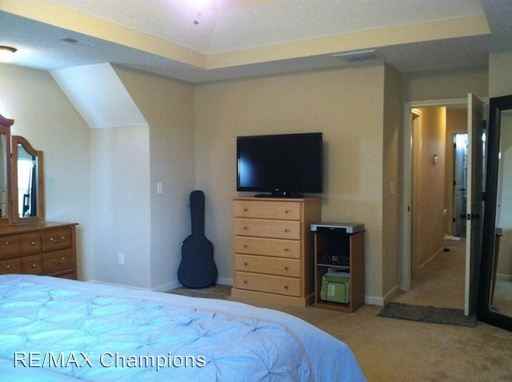 276 Owens Rd - Photo 3 of 13