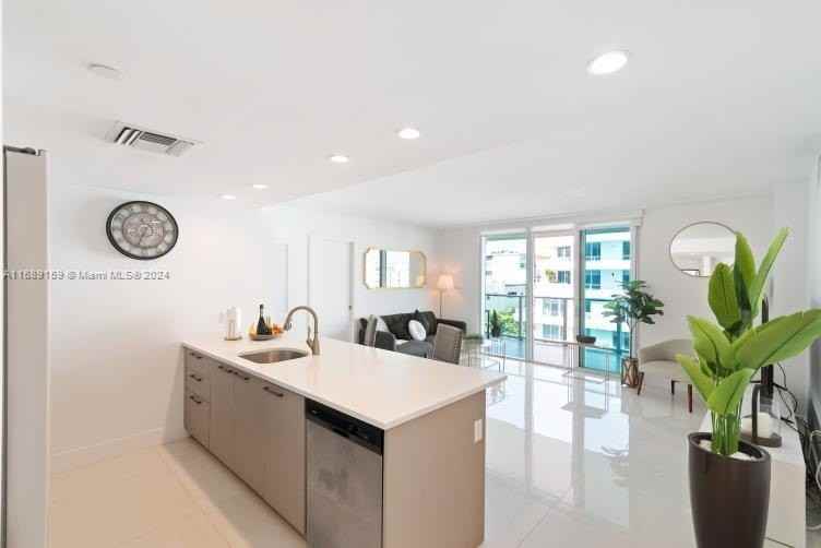 1150 101st St #502 - Photo 4 of 42