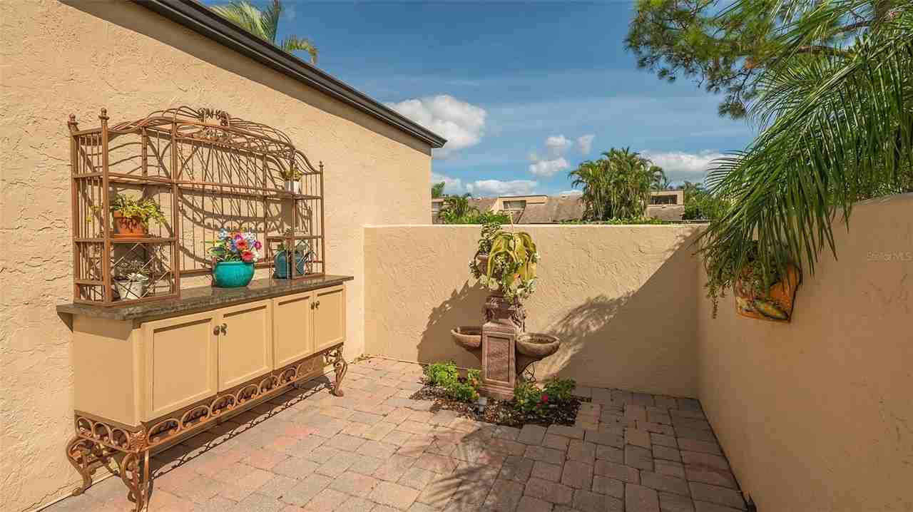 5239 Myrtle Wood - Photo 4 of 50