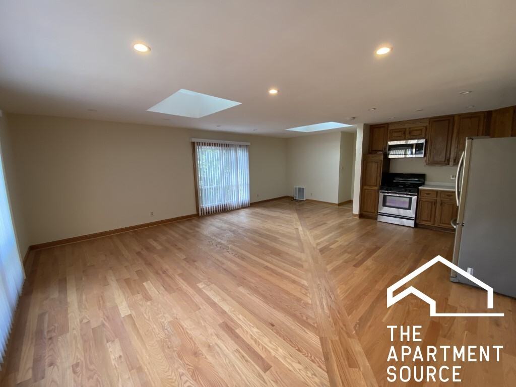 1205 North Harlem Avenue #10 - Photo 2 of 7