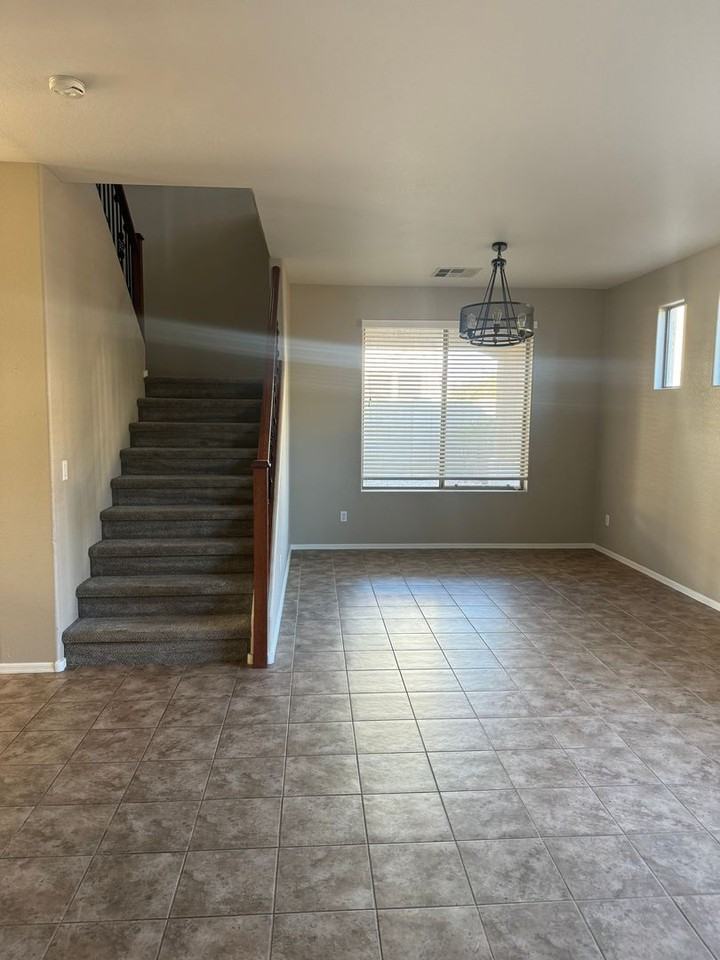 4094 E Bellerive Dr - Photo 5 of 23