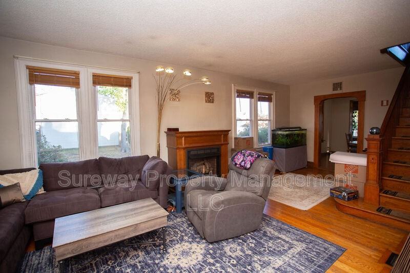 413 Yale Ave - Photo 3 of 44