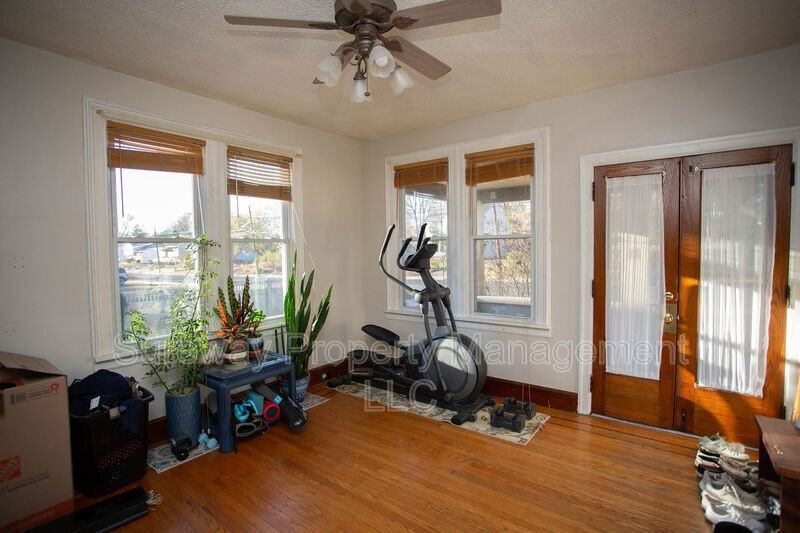 413 Yale Ave - Photo 6 of 44