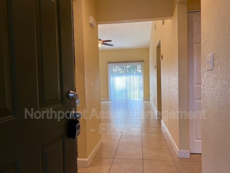 174 Post Way - Photo 3 of 34