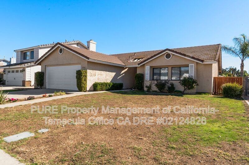 31945 Vineyard Ave - Photo 2 of 32