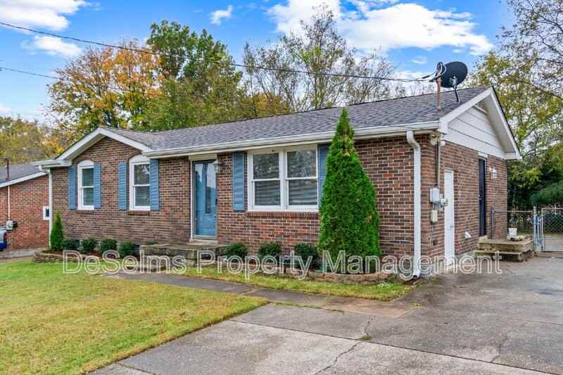 536 Singer Dr - Photo 3 of 36