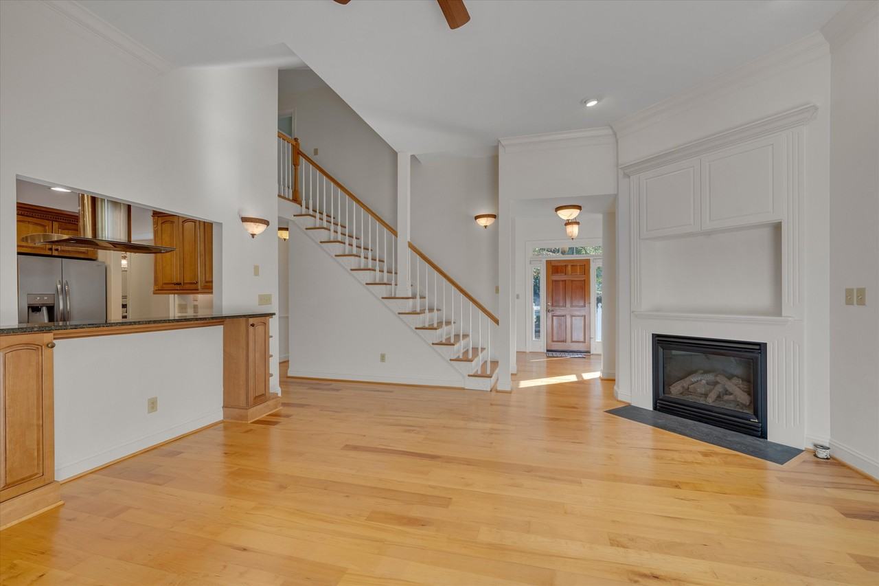 108 Helmsdale Drive - Photo 2 of 50