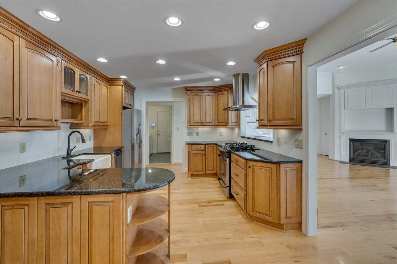 108 Helmsdale Drive - Photo 5 of 50