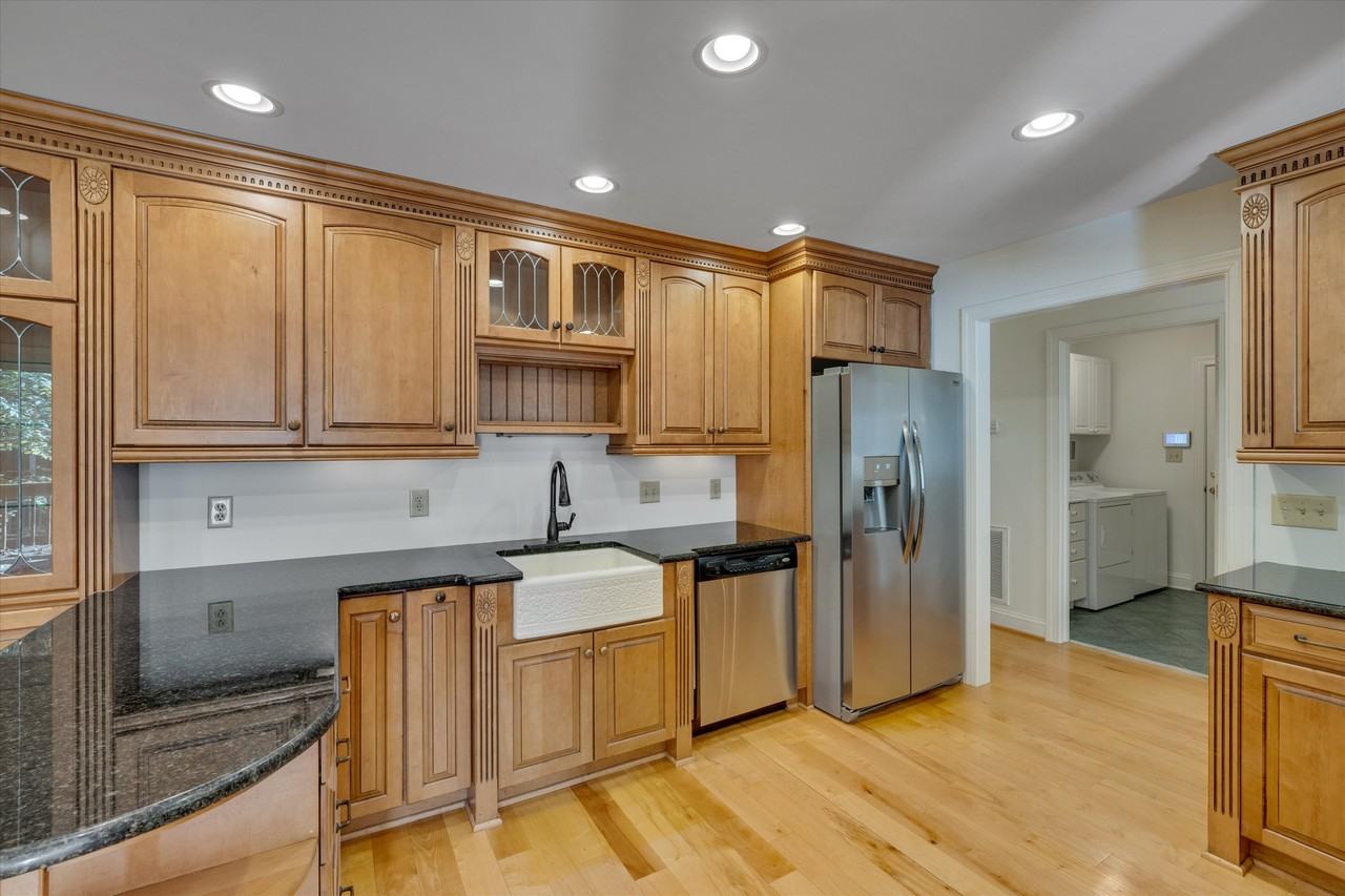 108 Helmsdale Drive - Photo 7 of 50