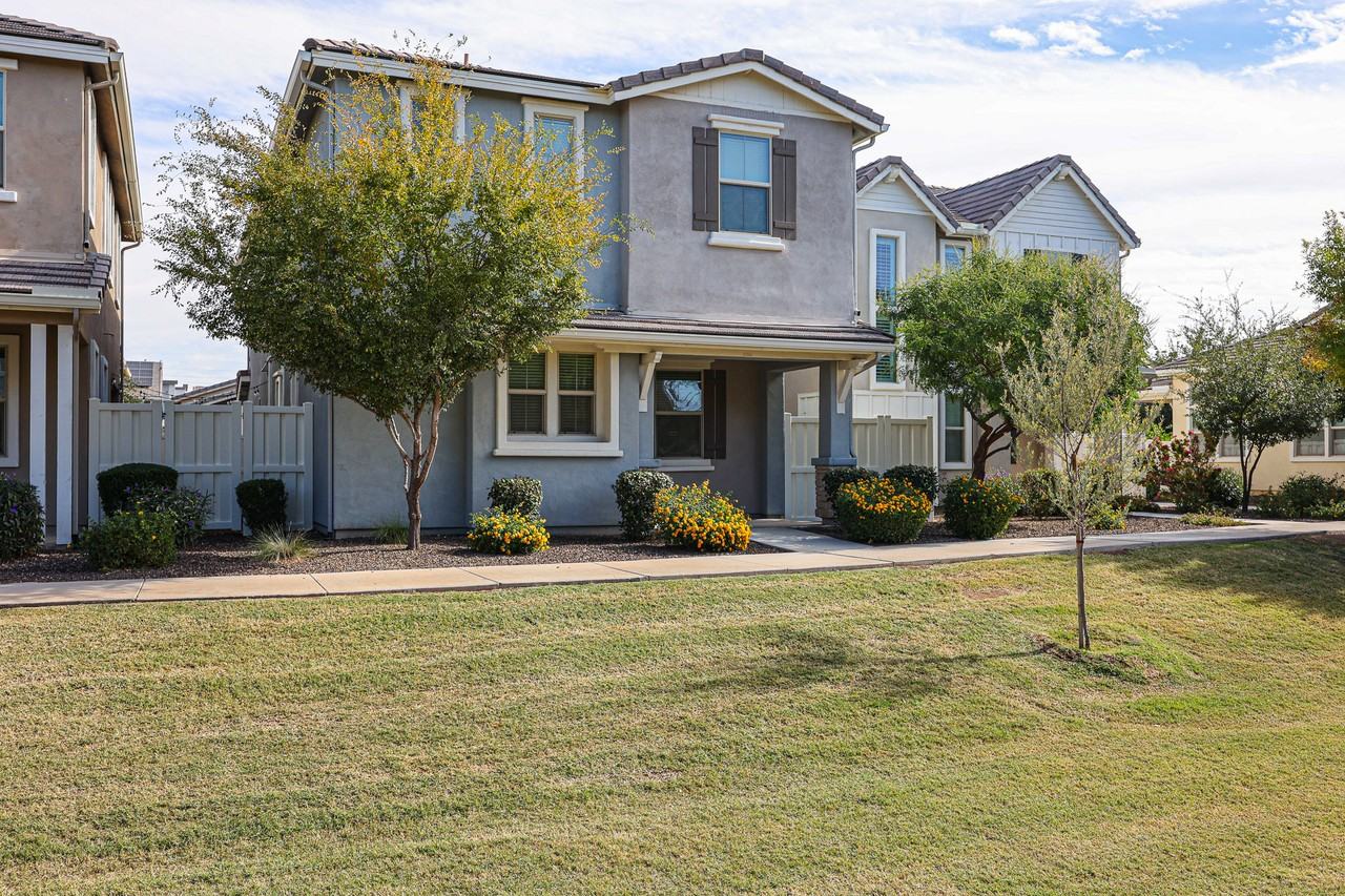 2264 S Wallrade Ln - Photo 7 of 50