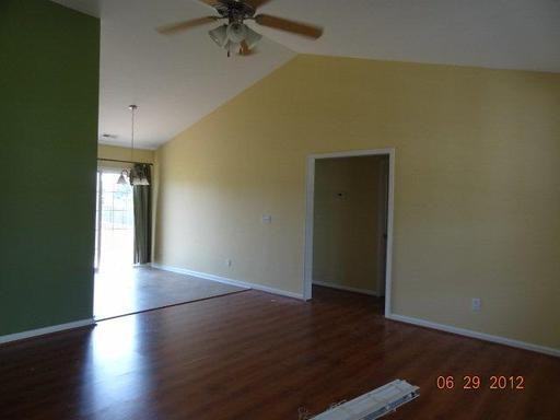 378 Knollwood Dr - Photo 2 of 12