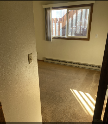 2212 Foothills Ct - Photo 3 of 9