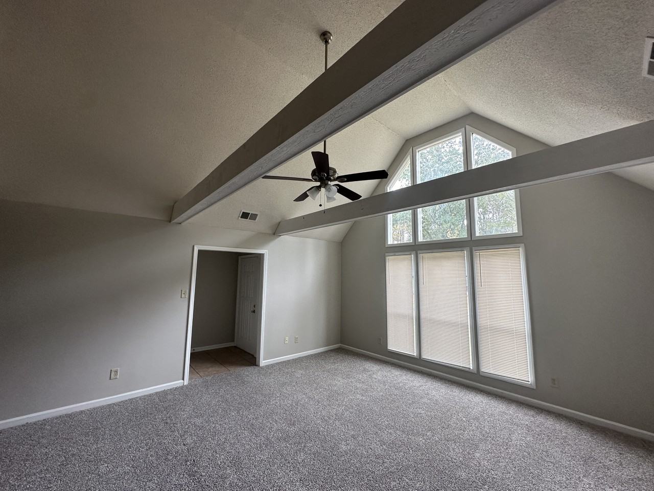 5740 Heartwood Dr - Photo 3 of 13