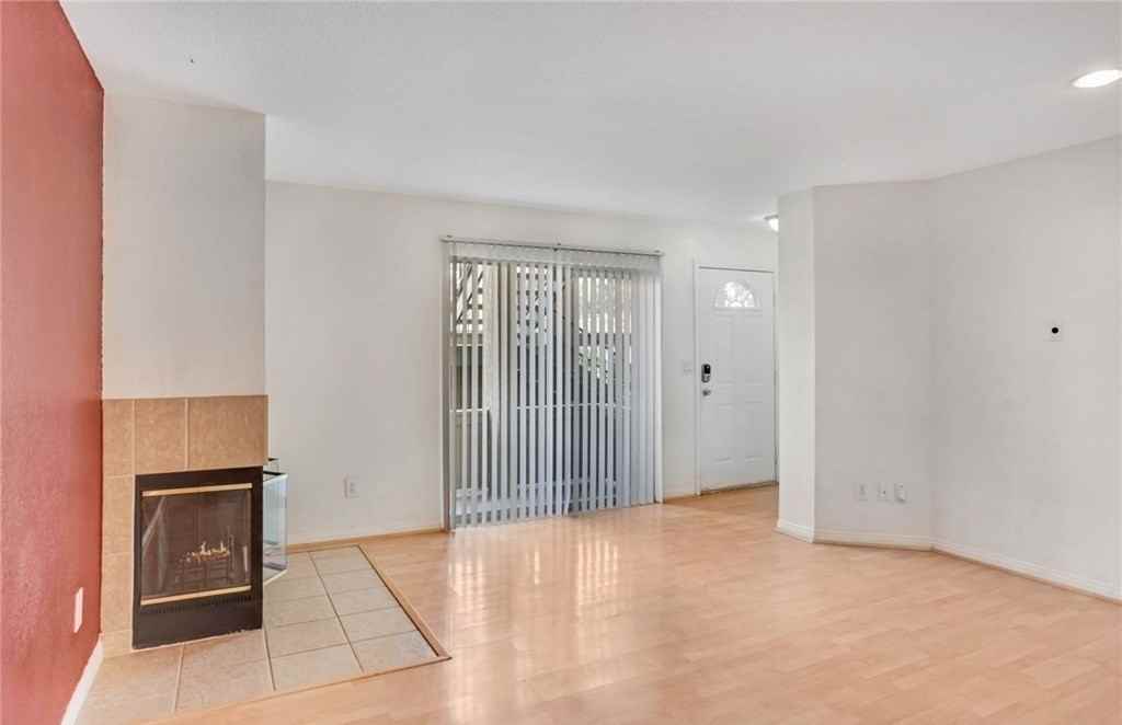 520 Treeline Dr - Photo 3 of 7