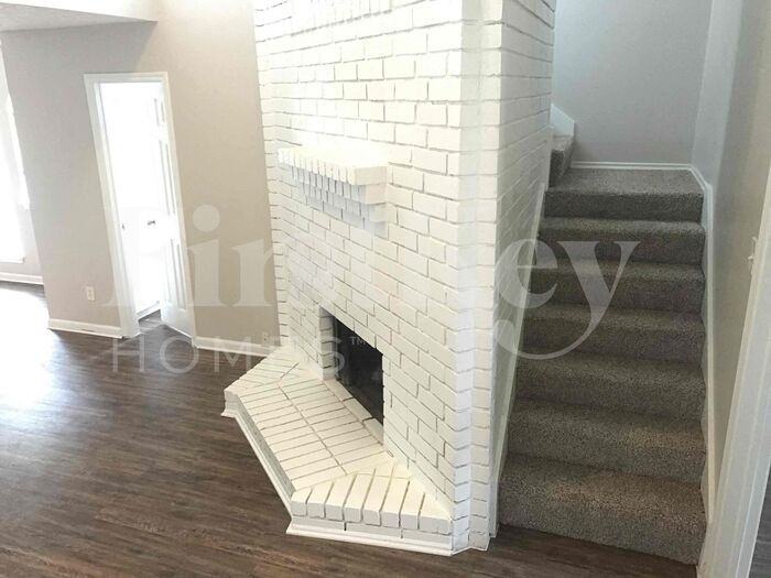 1523 Carbonear Dr - Photo 3 of 25