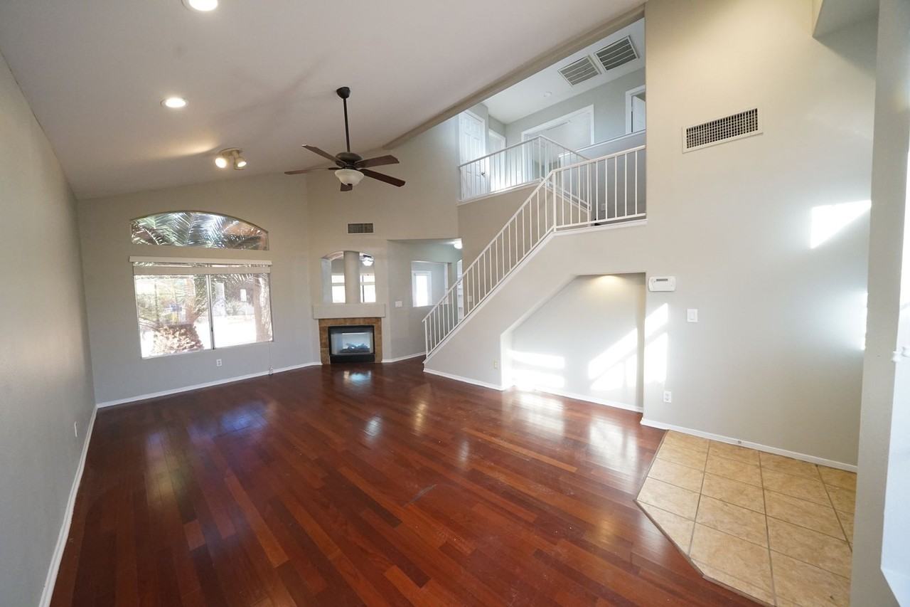 8036 Sierra Largo Dr - Photo 7 of 39