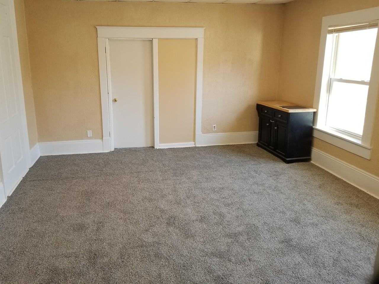 601 North River Avenue - Photo 2 of 26