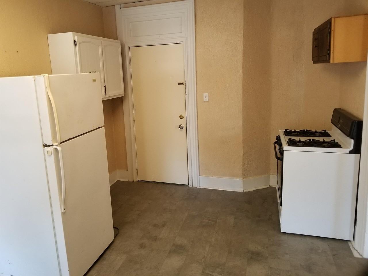 601 North River Avenue - Photo 3 of 26