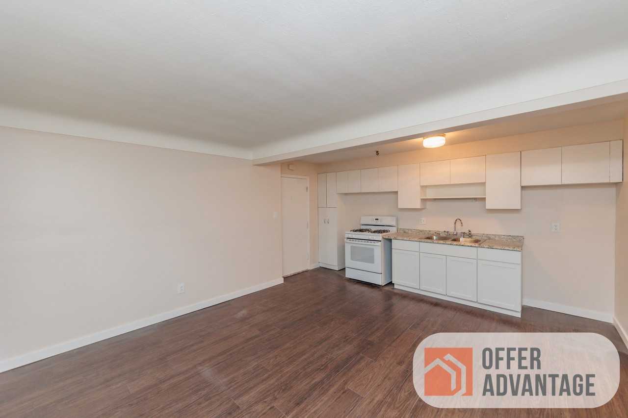 18725 Neff Road - Photo 3 of 8