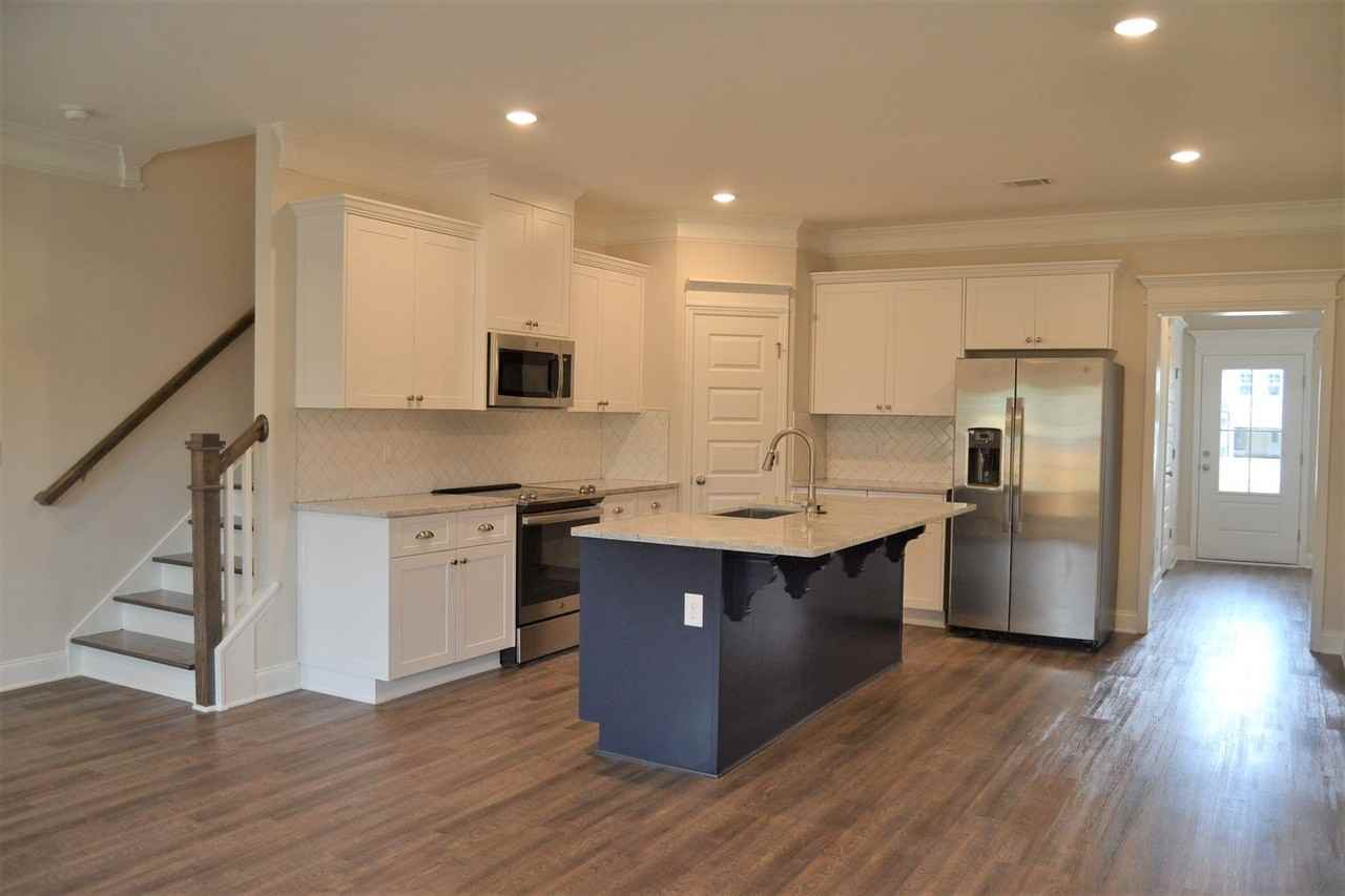 154 Canton Park Ave - Photo 6 of 19