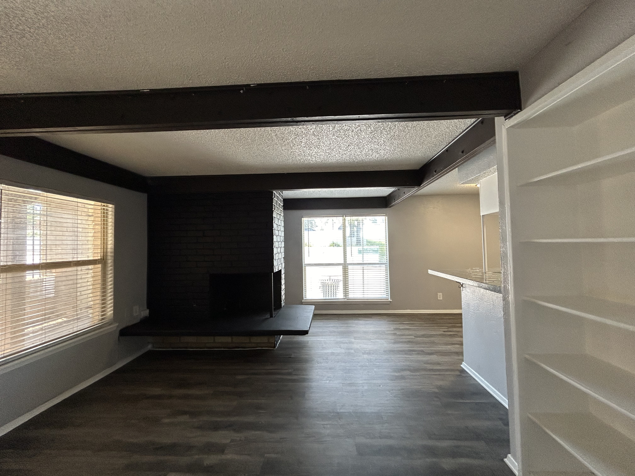 El Jardin Apartments - Photo 5 of 8