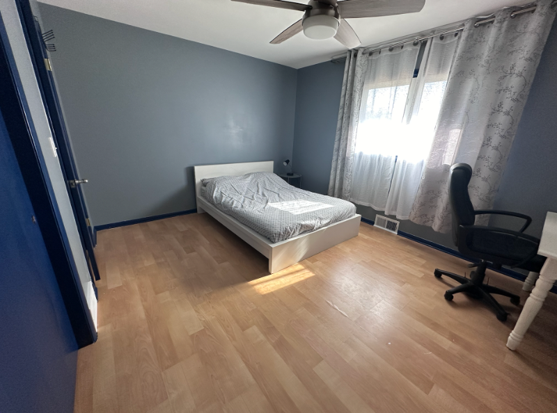 513 13th St Ne - Photo 2 of 16