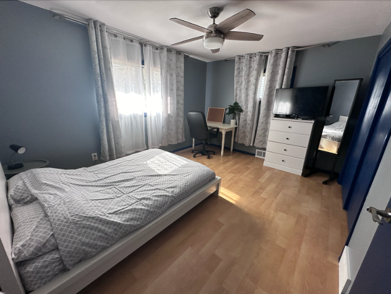 513 13th St Ne - Photo 3 of 16