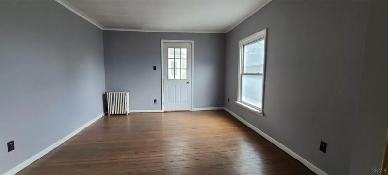 55 1/2 N Helmer Ave #1 - Photo 3 of 5