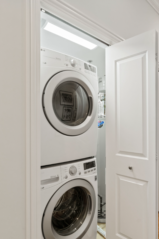 1040 West Monroe Street - Photo 4 of 11