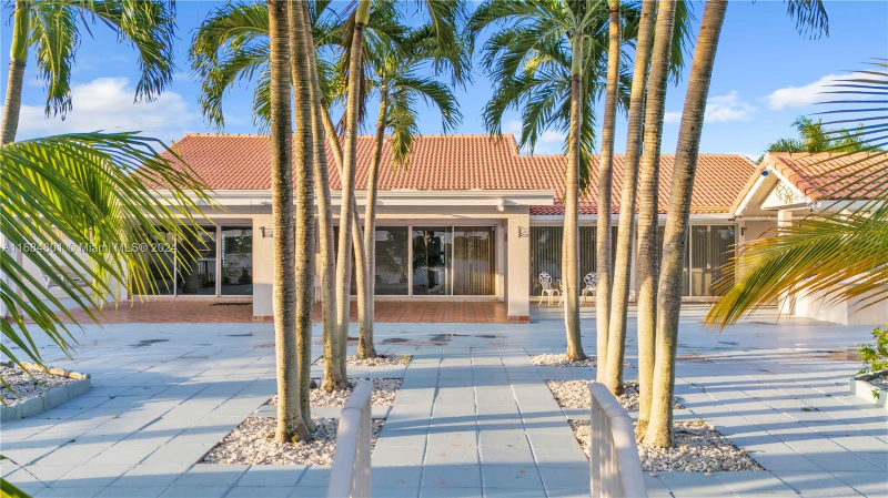 14456 Sw 44th St - Photo 2 of 19