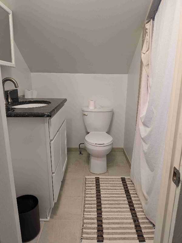 114 E 40th St - Photo 3 of 6