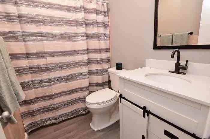 1626 18th St - Photo 3 of 9