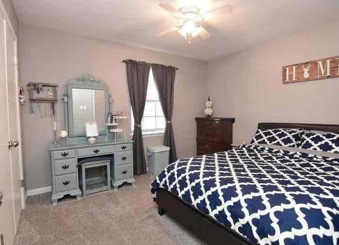 1626 18th St - Photo 4 of 9