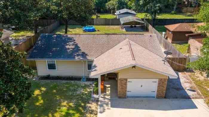 1626 18th St - Photo 5 of 9