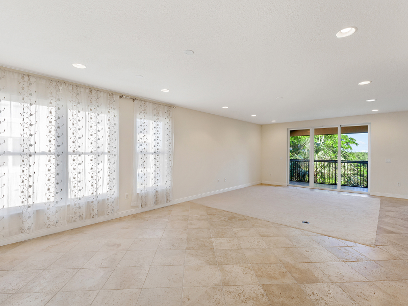 9111 43rd Ter W - Photo 6 of 20