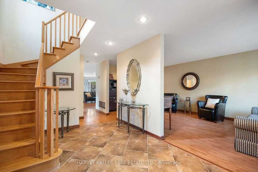 171 Parkhurst Boulevard - Photo 3 of 32