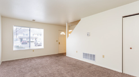 Emerald Pointe Townhomes - Photo 2 of 5