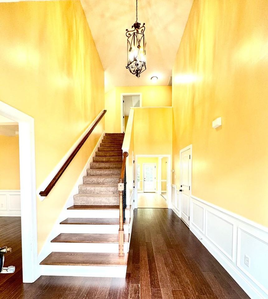 975 Watermark Dr - Photo 2 of 14