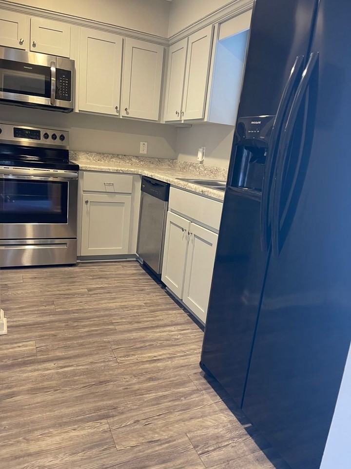 2 Peach Ct - Photo 3 of 18