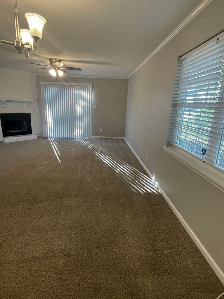 2 Peach Ct - Photo 7 of 18