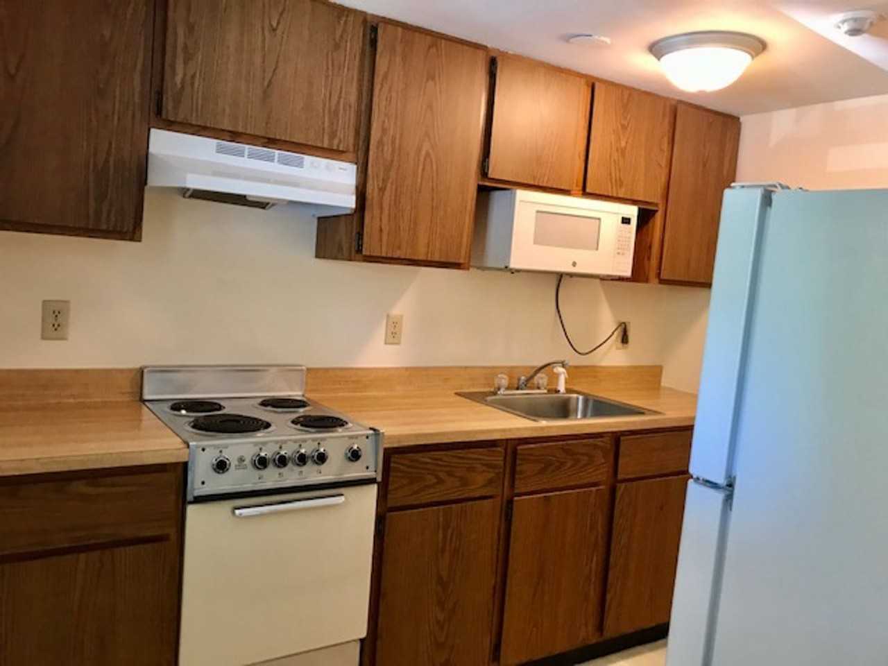 2F Salmon Street - Photo 3 of 44