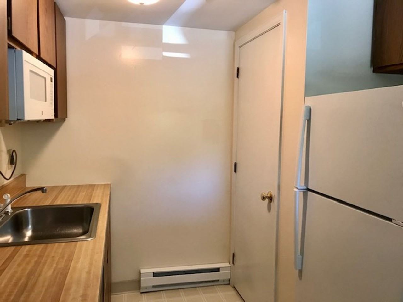 2F Salmon Street - Photo 4 of 44