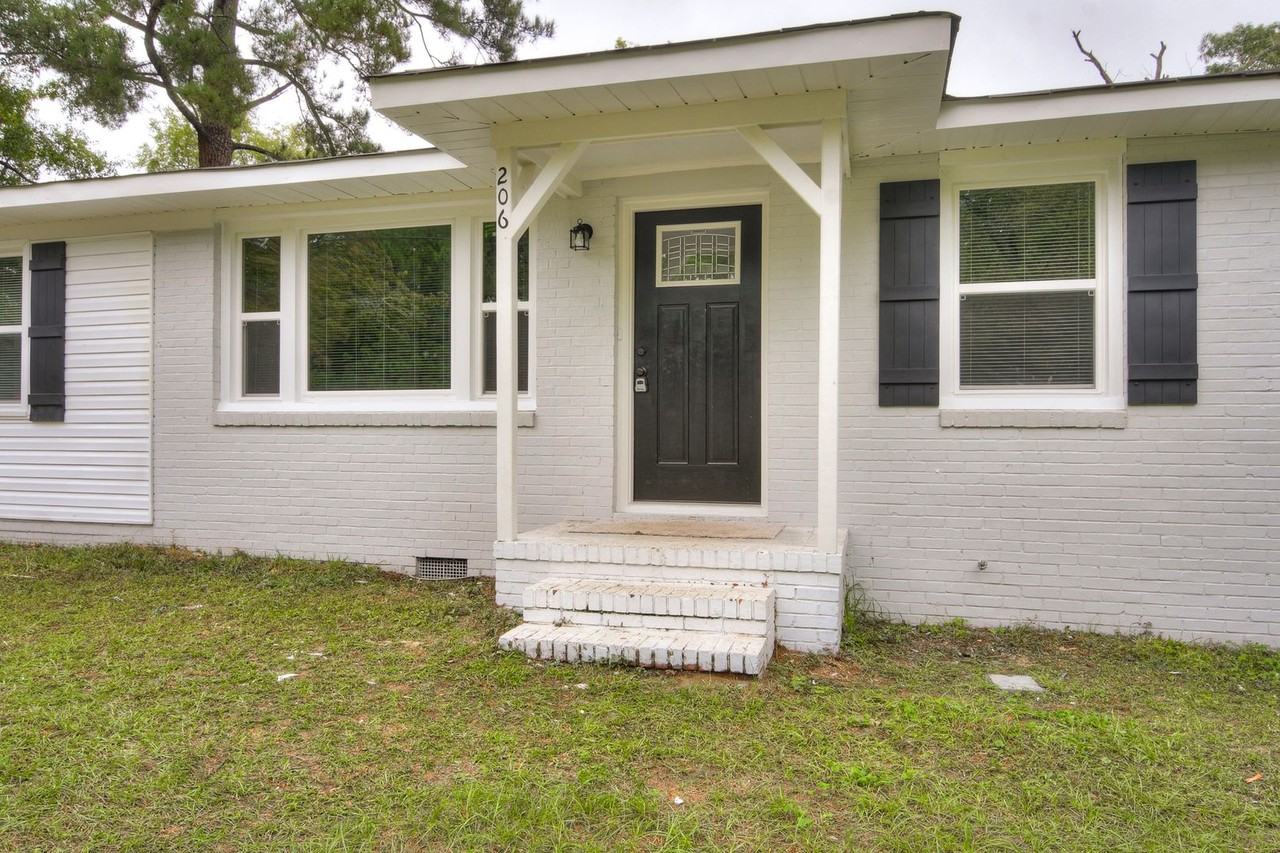 206 Tallman Dr - Photo 3 of 33