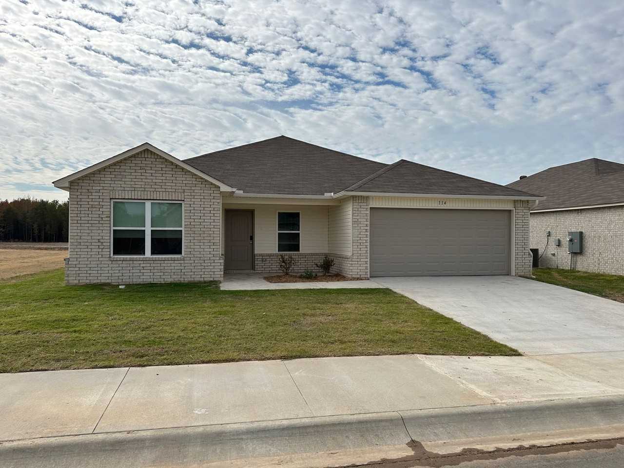 114 Jo Park Ln - Photo 4 of 20
