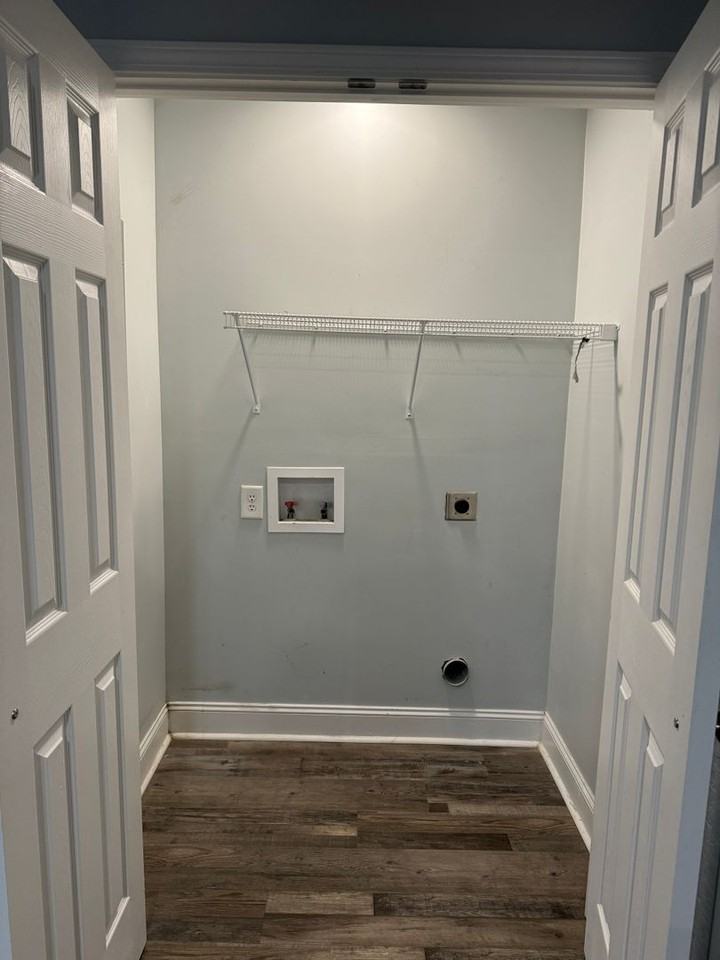 1680 Nisbet Lake Rd - Photo 3 of 5