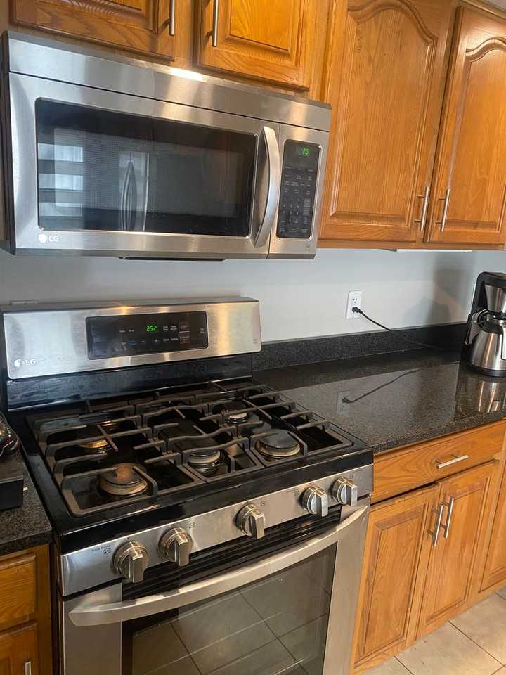 764 Clearview Dr - Photo 6 of 22