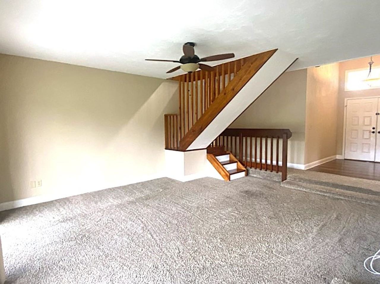 277 Cumberland Ave - Photo 3 of 20