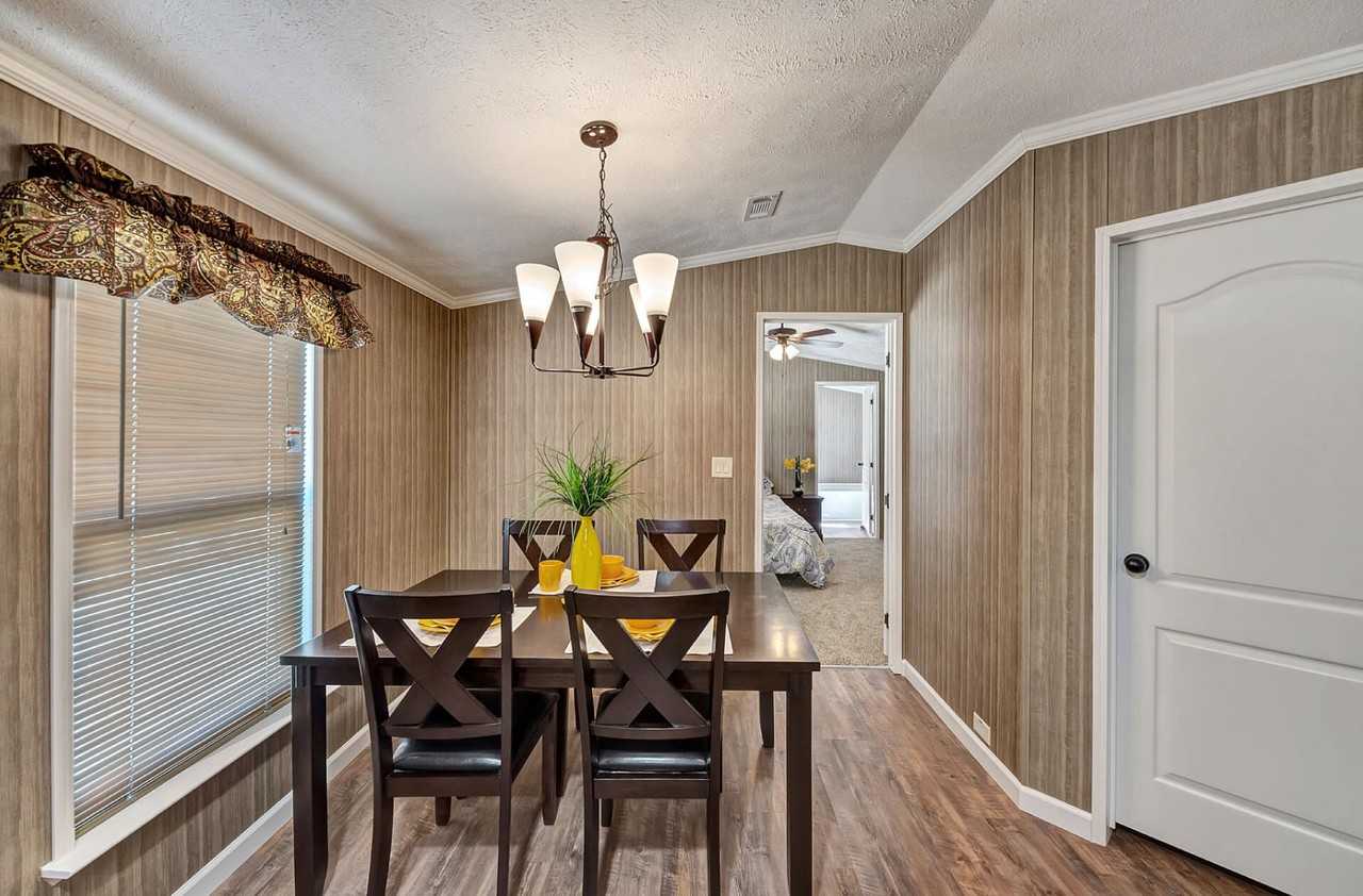 1205 W Circle Dr #16 - Photo 4 of 4